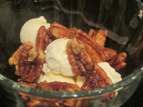 Vanilla Ice Cream W Bourbon Pecans